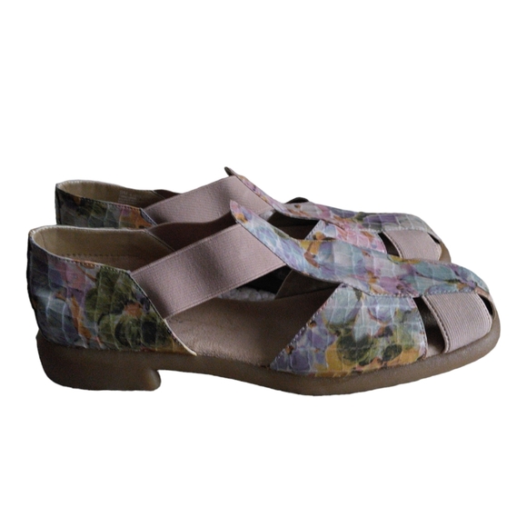 Aerosoles Size 9 Floral Shoes - Picture 6 of 14